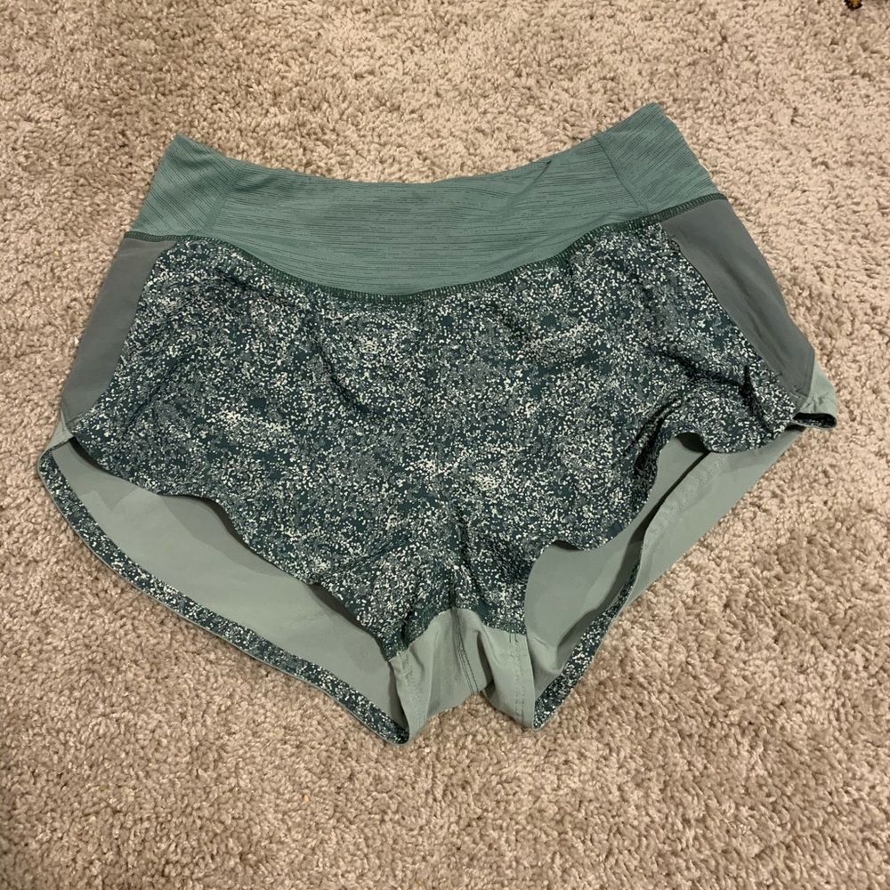 Outdoor Voices Hudson Shorts Size Small